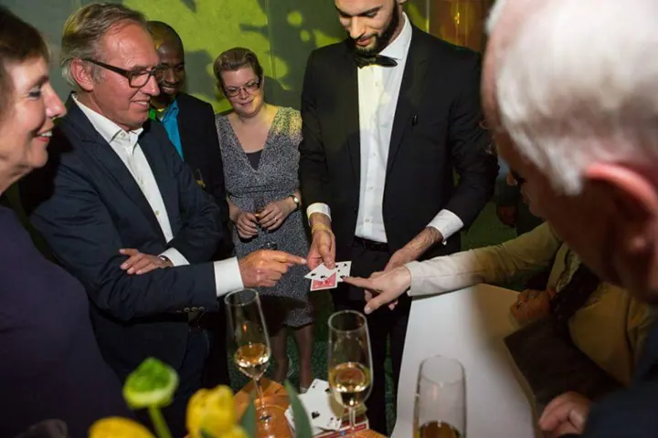 Kariem gaat optreden voor goede doelen!